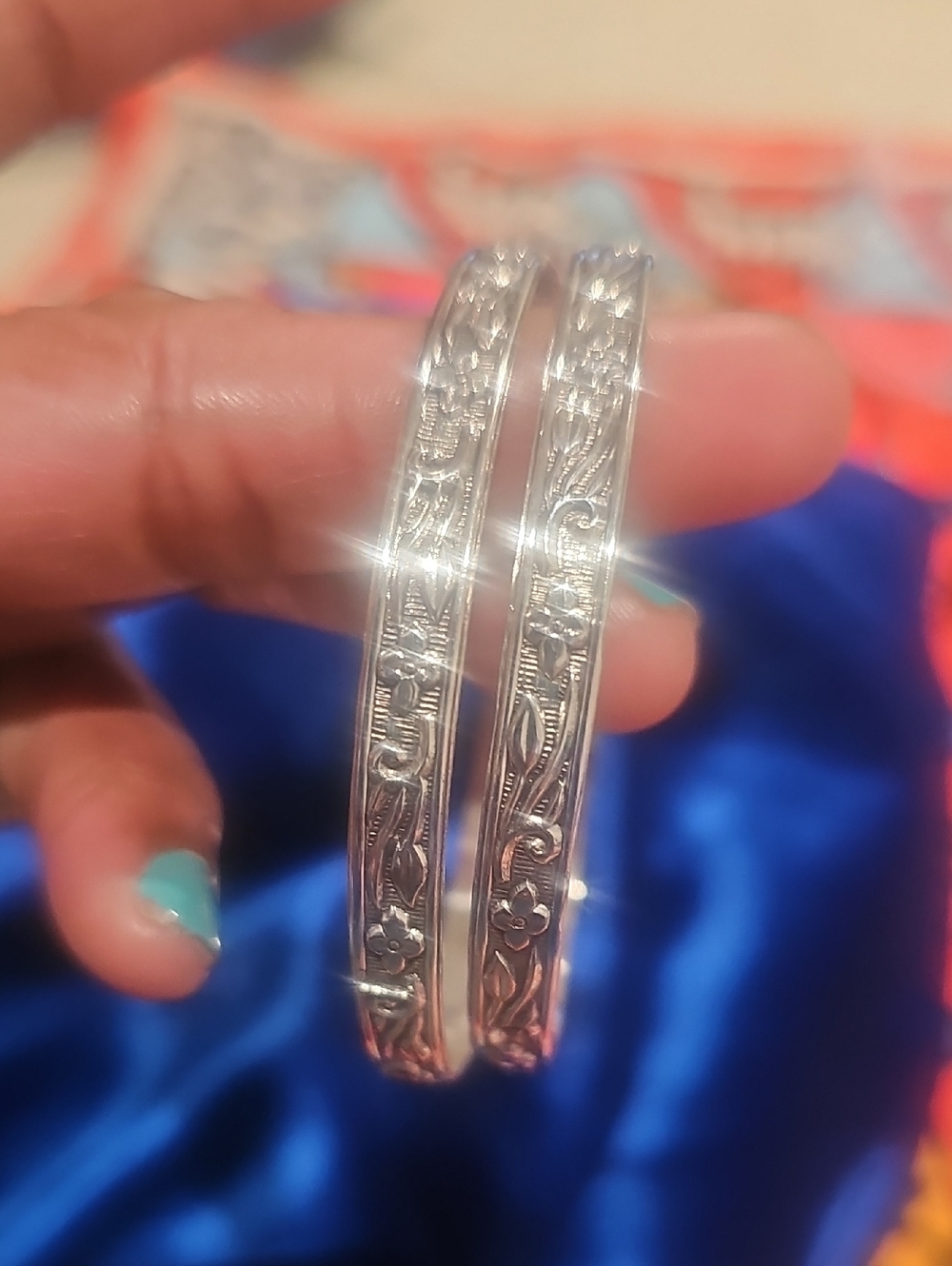 925 Sterling Silver Floral Engraved Bangle Bracelet Set Of Two Ladies Size 8 - Picture 7 of 8